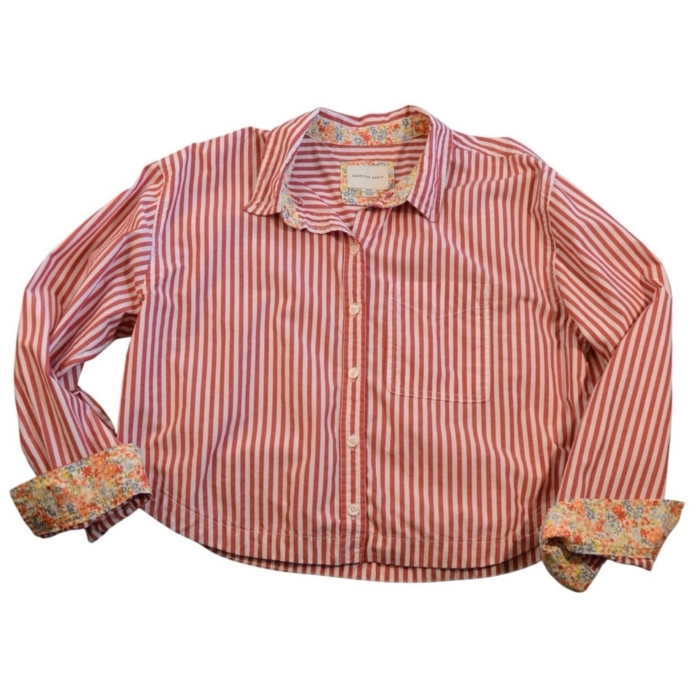 American Eagle Red & White‎ Pinstriped Cropped Button Down Blouse, Small - Picture 11 of 11